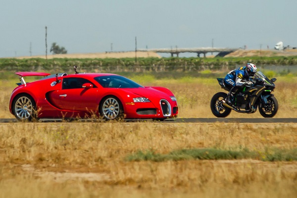 Kawasaki v Bugatti Veyron, 1350hp GT-R & McLaren 12C