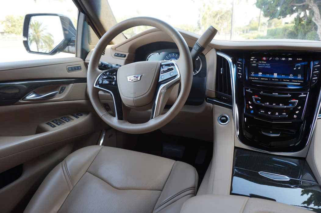 Cadillac Escalade подсветка салона