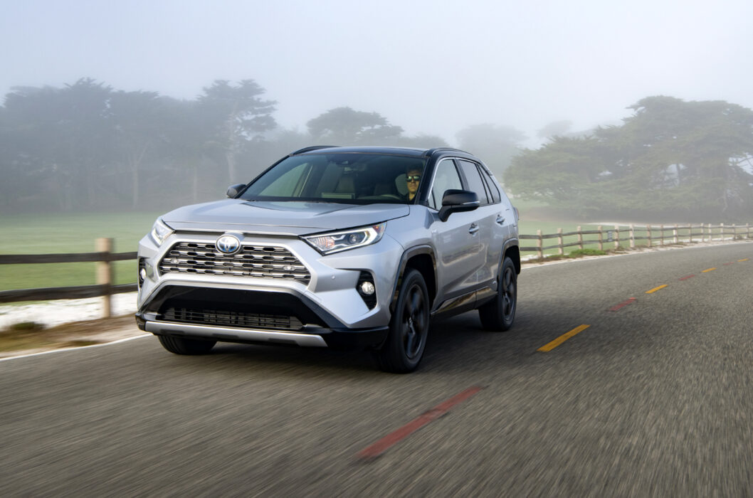 2020_Toyota_RAV4_XSE